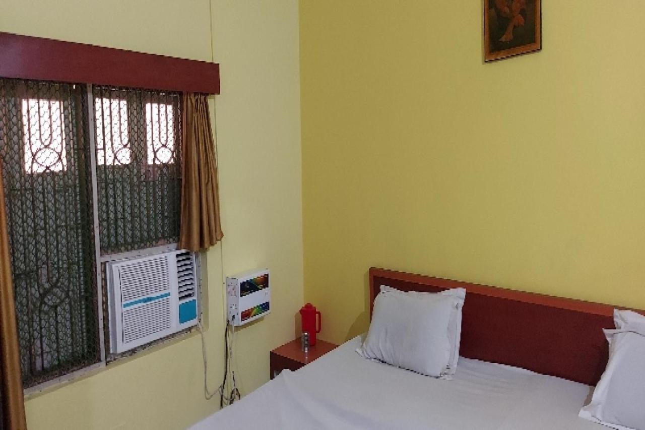 Spot On 73926 Hotel Anjanaa Puri Luaran gambar